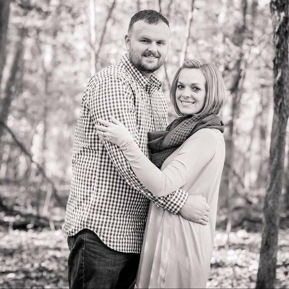 Meet your Posher, Jennifer - Picture 2 of 5